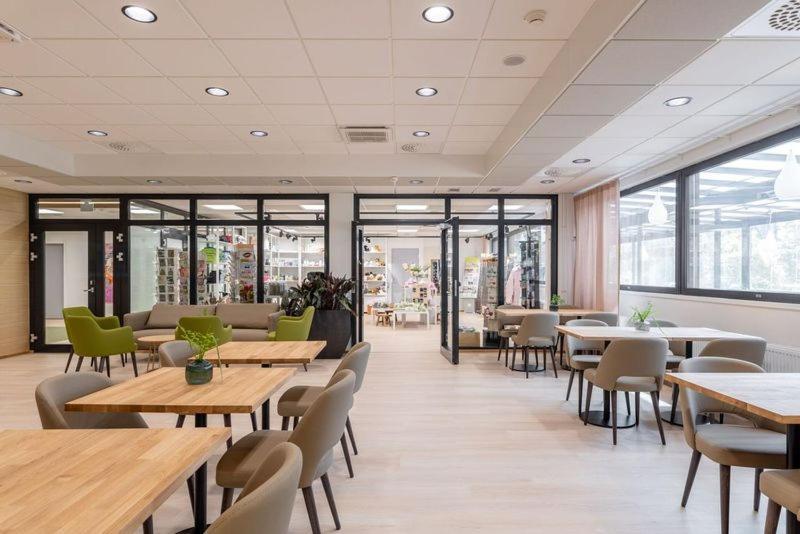פונקהריו Hotel Kruunupuisto מראה חיצוני תמונה