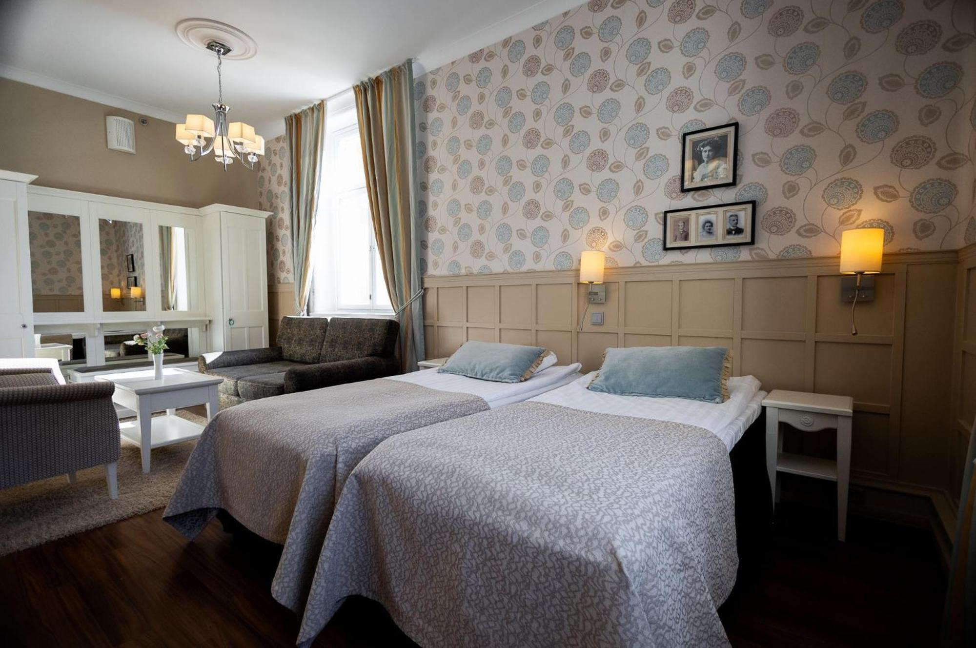 פונקהריו Hotel Kruunupuisto מראה חיצוני תמונה